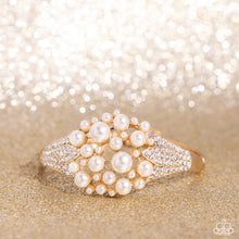 Load image into Gallery viewer, Royal Red Carpet - Gold