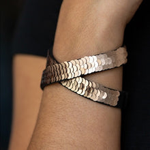 Load image into Gallery viewer, Under The SEQUINS - Gold