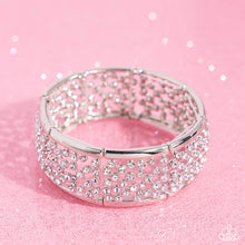 Load image into Gallery viewer, Subtly Scattered - White
