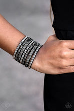 Load image into Gallery viewer, Rebellious Shine - Black

